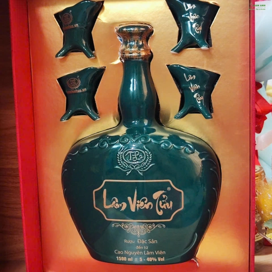 Lâm Viên Tửu chai sứ cao cấp 1500ml, hộp quà Tết 2025 ý nghĩa, sang trọng