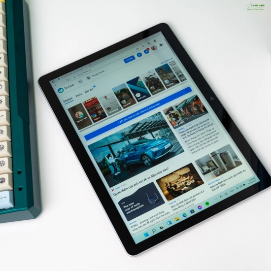 Laptop cảm ứng mỏng nhẹ Surface Go ram 4GB/8GB bộ nhớ ssd 64GB và 128GB | có Bảo hành | Có ship Cod