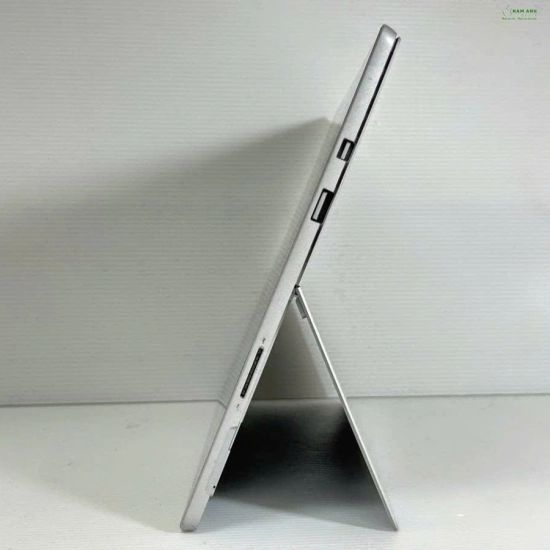 Surface Pro 5 Core i5, RAM 8GB, SSD 256GB - Giá Tốt Rẻ